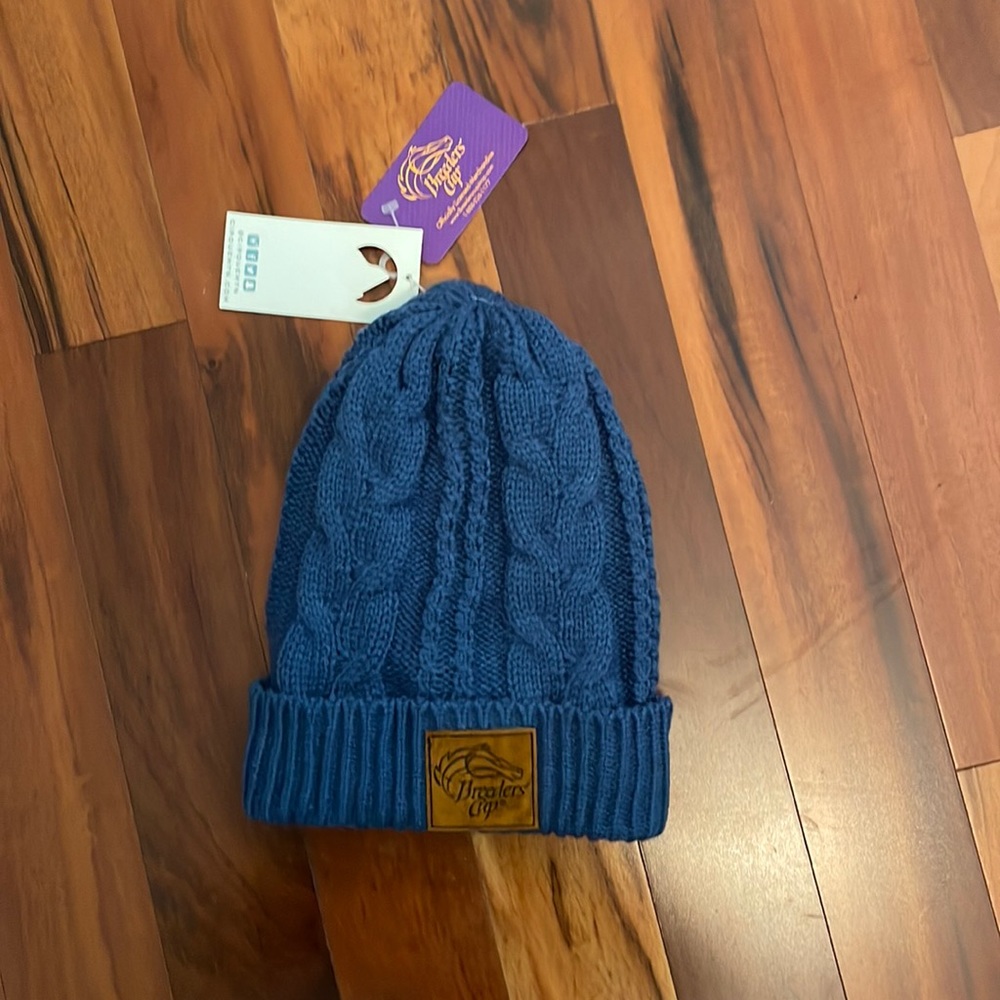 Breeders’ Cup Cable Knit Beanie, Blue, w/ tags